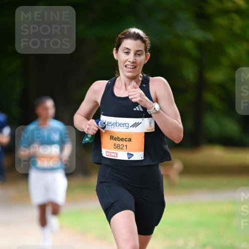 31.08.2025 - 21. Blankeneser Heldenlauf Dr. Thomas Lammeyer http://msf.ph/oto/8642925 31.08.2025 11:08:15 Laufen 5821 meine-sportfotos.de