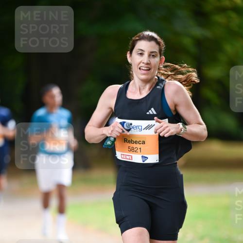 31.08.2025 - 21. Blankeneser Heldenlauf Dr. Thomas Lammeyer http://msf.ph/oto/8642926 31.08.2025 11:08:16 Laufen 5821 meine-sportfotos.de