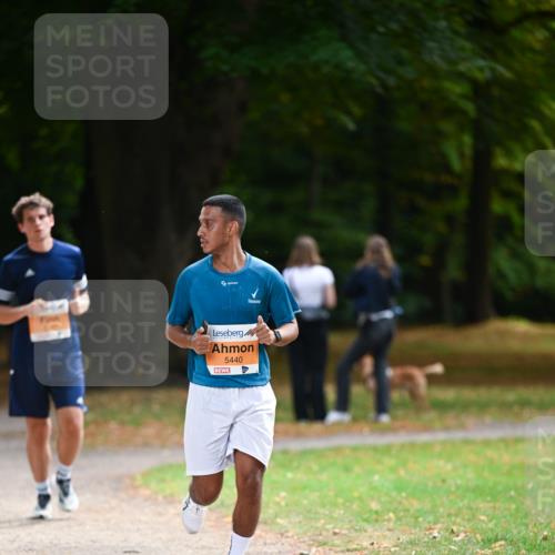 31.08.2025 - 21. Blankeneser Heldenlauf Dr. Thomas Lammeyer http://msf.ph/oto/8642929 31.08.2025 11:08:16 Laufen 5440 meine-sportfotos.de