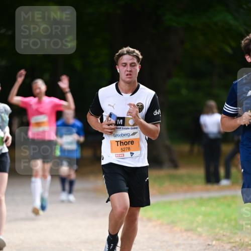 31.08.2025 - 21. Blankeneser Heldenlauf Dr. Thomas Lammeyer http://msf.ph/oto/8642955 31.08.2025 11:08:20 Laufen 5278 meine-sportfotos.de