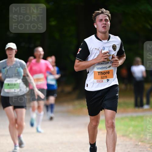 31.08.2025 - 21. Blankeneser Heldenlauf Dr. Thomas Lammeyer http://msf.ph/oto/8642961 31.08.2025 11:08:20 Laufen 5278 meine-sportfotos.de