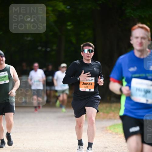 31.08.2025 - 21. Blankeneser Heldenlauf Dr. Thomas Lammeyer http://msf.ph/oto/8642984 31.08.2025 11:08:29 Laufen 3633, 5521, 4 meine-sportfotos.de