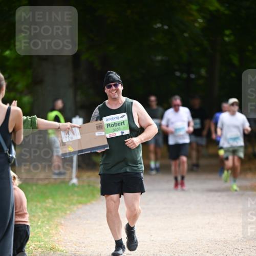 31.08.2025 - 21. Blankeneser Heldenlauf Dr. Thomas Lammeyer http://msf.ph/oto/8642992 31.08.2025 11:08:30 Laufen 3633 meine-sportfotos.de