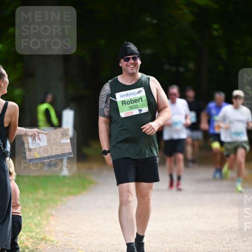 31.08.2025 - 21. Blankeneser Heldenlauf Dr. Thomas Lammeyer http://msf.ph/oto/8643006 31.08.2025 11:08:32 Laufen 3633 meine-sportfotos.de