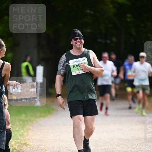 31.08.2025 - 21. Blankeneser Heldenlauf Dr. Thomas Lammeyer http://msf.ph/oto/8643007 31.08.2025 11:08:32 Laufen 363 meine-sportfotos.de