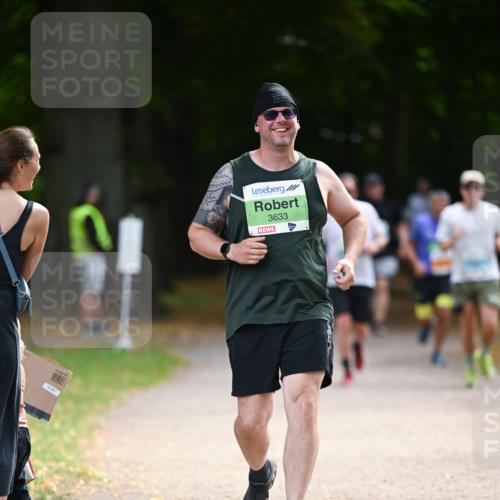31.08.2025 - 21. Blankeneser Heldenlauf Dr. Thomas Lammeyer http://msf.ph/oto/8643010 31.08.2025 11:08:32 Laufen 3633 meine-sportfotos.de