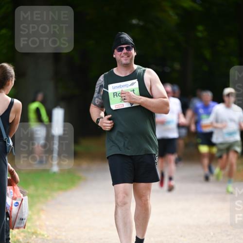 31.08.2025 - 21. Blankeneser Heldenlauf Dr. Thomas Lammeyer http://msf.ph/oto/8643012 31.08.2025 11:08:33 Laufen 3 meine-sportfotos.de