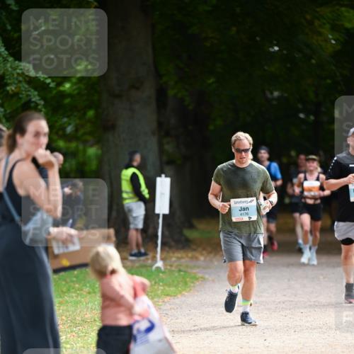 31.08.2025 - 21. Blankeneser Heldenlauf Dr. Thomas Lammeyer http://msf.ph/oto/8643020 31.08.2025 11:08:39 Laufen 4176 meine-sportfotos.de