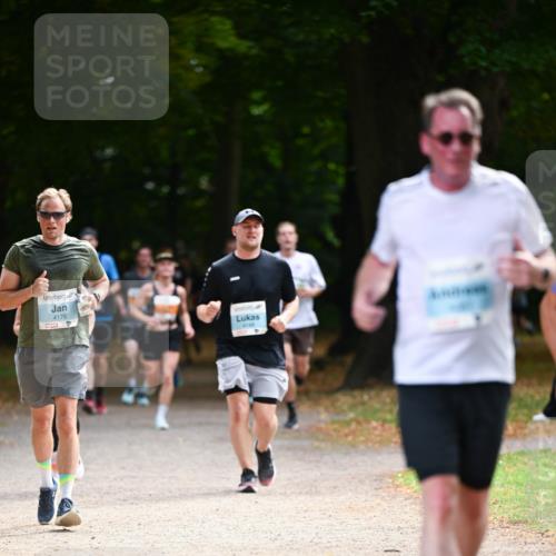 31.08.2025 - 21. Blankeneser Heldenlauf Dr. Thomas Lammeyer http://msf.ph/oto/8643024 31.08.2025 11:08:39 Laufen 4176 meine-sportfotos.de