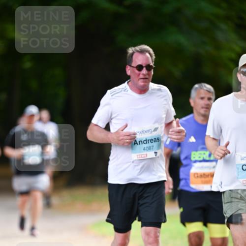 31.08.2025 - 21. Blankeneser Heldenlauf Dr. Thomas Lammeyer http://msf.ph/oto/8643027 31.08.2025 11:08:40 Laufen 4087 meine-sportfotos.de