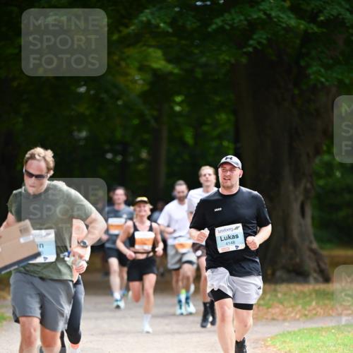 31.08.2025 - 21. Blankeneser Heldenlauf Dr. Thomas Lammeyer http://msf.ph/oto/8643036 31.08.2025 11:08:42 Laufen 4148 meine-sportfotos.de