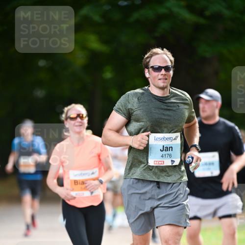 31.08.2025 - 21. Blankeneser Heldenlauf Dr. Thomas Lammeyer http://msf.ph/oto/8643050 31.08.2025 11:08:43 Laufen 4176 meine-sportfotos.de