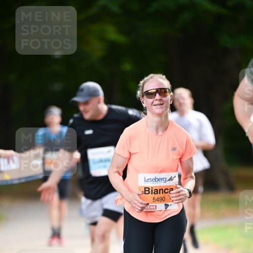 31.08.2025 - 21. Blankeneser Heldenlauf Dr. Thomas Lammeyer http://msf.ph/oto/8643057 31.08.2025 11:08:45 Laufen 5490, 44 meine-sportfotos.de