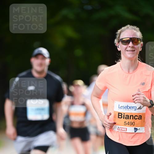 31.08.2025 - 21. Blankeneser Heldenlauf Dr. Thomas Lammeyer http://msf.ph/oto/8643060 31.08.2025 11:08:45 Laufen 5490 meine-sportfotos.de