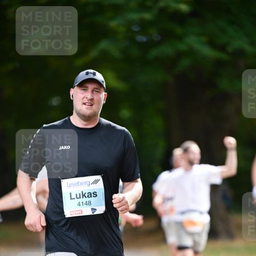 31.08.2025 - 21. Blankeneser Heldenlauf Dr. Thomas Lammeyer http://msf.ph/oto/8643064 31.08.2025 11:08:46 Laufen 4148 meine-sportfotos.de
