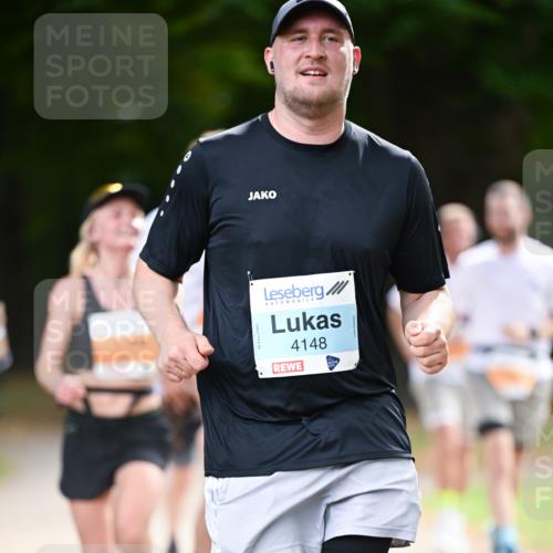 31.08.2025 - 21. Blankeneser Heldenlauf Dr. Thomas Lammeyer http://msf.ph/oto/8643069 31.08.2025 11:08:47 Laufen 4148 meine-sportfotos.de