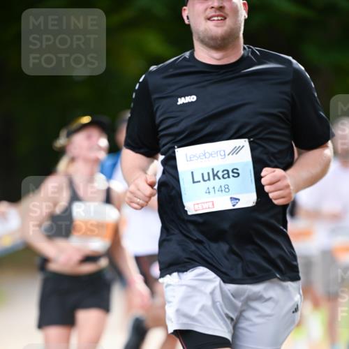 31.08.2025 - 21. Blankeneser Heldenlauf Dr. Thomas Lammeyer http://msf.ph/oto/8643072 31.08.2025 11:08:47 Laufen 4148 meine-sportfotos.de