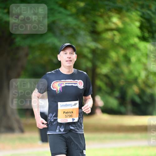 31.08.2025 - 21. Blankeneser Heldenlauf Dr. Thomas Lammeyer http://msf.ph/oto/8643103 31.08.2025 11:08:52 Laufen 5796 meine-sportfotos.de