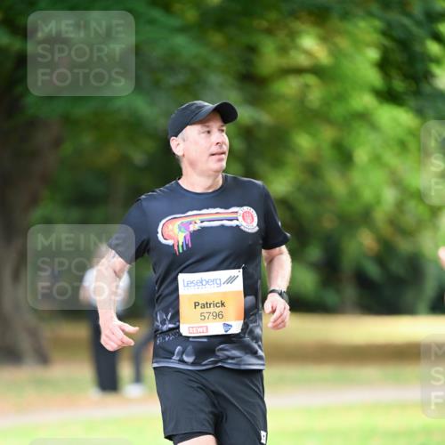 31.08.2025 - 21. Blankeneser Heldenlauf Dr. Thomas Lammeyer http://msf.ph/oto/8643105 31.08.2025 11:08:53 Laufen 5796 meine-sportfotos.de