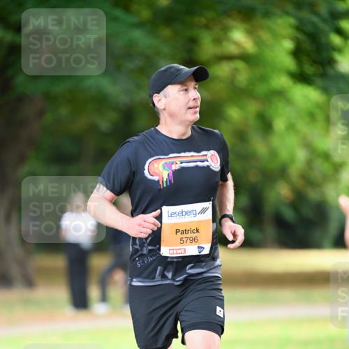 31.08.2025 - 21. Blankeneser Heldenlauf Dr. Thomas Lammeyer http://msf.ph/oto/8643107 31.08.2025 11:08:53 Laufen 5796 meine-sportfotos.de