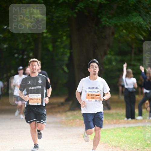 31.08.2025 - 21. Blankeneser Heldenlauf Dr. Thomas Lammeyer http://msf.ph/oto/8643114 31.08.2025 11:08:54 Laufen 5337, 5334 meine-sportfotos.de