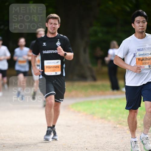31.08.2025 - 21. Blankeneser Heldenlauf Dr. Thomas Lammeyer http://msf.ph/oto/8643130 31.08.2025 11:08:56 Laufen 5337, 5334 meine-sportfotos.de