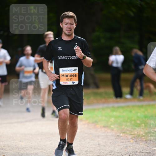 31.08.2025 - 21. Blankeneser Heldenlauf Dr. Thomas Lammeyer http://msf.ph/oto/8643131 31.08.2025 11:08:57 Laufen 5337 meine-sportfotos.de
