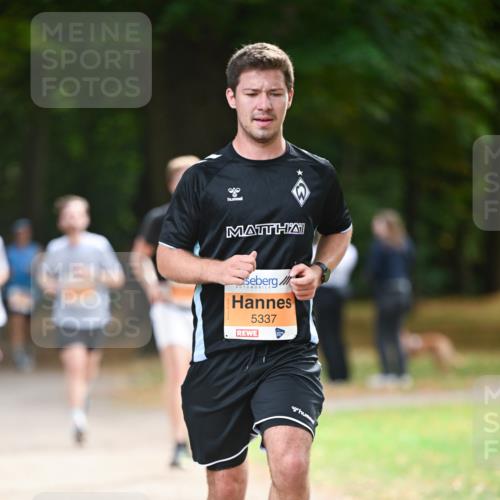 31.08.2025 - 21. Blankeneser Heldenlauf Dr. Thomas Lammeyer http://msf.ph/oto/8643140 31.08.2025 11:08:58 Laufen 5337 meine-sportfotos.de