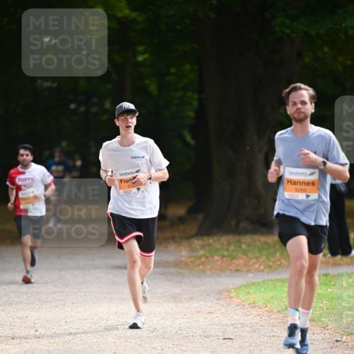 31.08.2025 - 21. Blankeneser Heldenlauf Dr. Thomas Lammeyer http://msf.ph/oto/8643156 31.08.2025 11:09:01 Laufen 574, 5269 meine-sportfotos.de