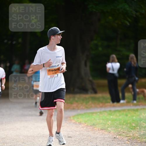 31.08.2025 - 21. Blankeneser Heldenlauf Dr. Thomas Lammeyer http://msf.ph/oto/8643169 31.08.2025 11:09:02 Laufen 5742 meine-sportfotos.de