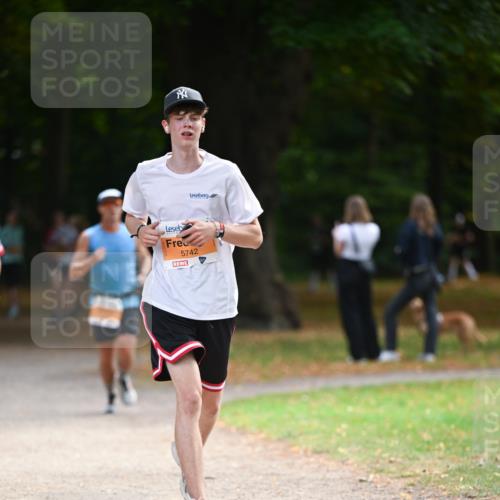 31.08.2025 - 21. Blankeneser Heldenlauf Dr. Thomas Lammeyer http://msf.ph/oto/8643174 31.08.2025 11:09:03 Laufen 5742 meine-sportfotos.de