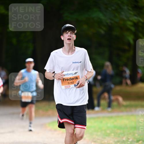 31.08.2025 - 21. Blankeneser Heldenlauf Dr. Thomas Lammeyer http://msf.ph/oto/8643183 31.08.2025 11:09:04 Laufen 5742 meine-sportfotos.de