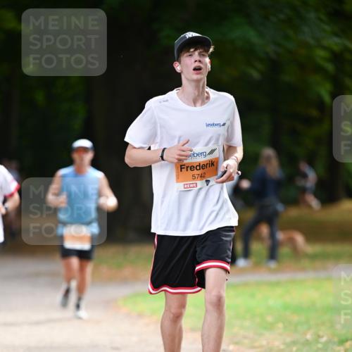 31.08.2025 - 21. Blankeneser Heldenlauf Dr. Thomas Lammeyer http://msf.ph/oto/8643184 31.08.2025 11:09:04 Laufen 5742 meine-sportfotos.de