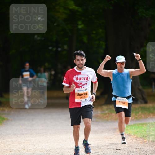 31.08.2025 - 21. Blankeneser Heldenlauf Dr. Thomas Lammeyer http://msf.ph/oto/8643187 31.08.2025 11:09:05 Laufen 5622 meine-sportfotos.de