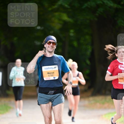 31.08.2025 - 21. Blankeneser Heldenlauf Dr. Thomas Lammeyer http://msf.ph/oto/8643232 31.08.2025 11:09:15 Laufen 5792 meine-sportfotos.de