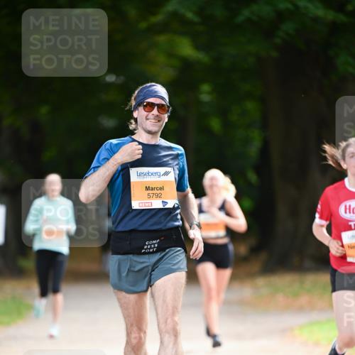 31.08.2025 - 21. Blankeneser Heldenlauf Dr. Thomas Lammeyer http://msf.ph/oto/8643233 31.08.2025 11:09:16 Laufen 5792 meine-sportfotos.de