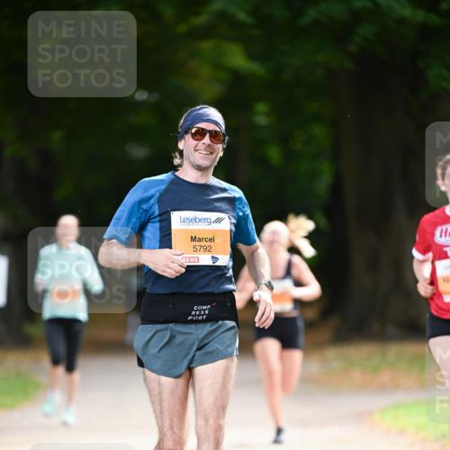 31.08.2025 - 21. Blankeneser Heldenlauf Dr. Thomas Lammeyer http://msf.ph/oto/8643234 31.08.2025 11:09:16 Laufen 5792 meine-sportfotos.de