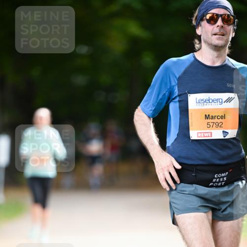 31.08.2025 - 21. Blankeneser Heldenlauf Dr. Thomas Lammeyer http://msf.ph/oto/8643248 31.08.2025 11:09:17 Laufen 5792 meine-sportfotos.de