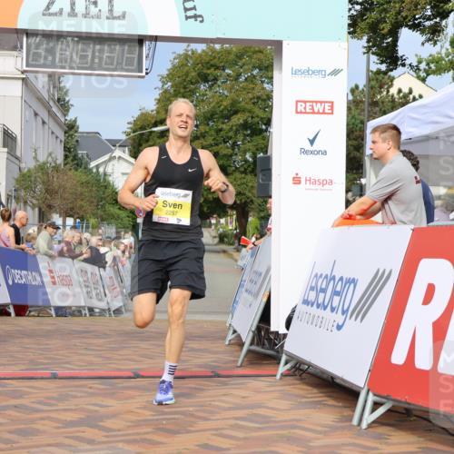 31.08.2025 - 21. Blankeneser Heldenlauf Strokosch-Dieckow http://msf.ph/oto/8643334 31.08.2025 10:12:04 Ziel 2297 meine-sportfotos.de
