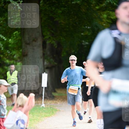 31.08.2025 - 21. Blankeneser Heldenlauf Dr. Thomas Lammeyer http://msf.ph/oto/8643386 31.08.2025 11:09:41 Laufen 5461 meine-sportfotos.de