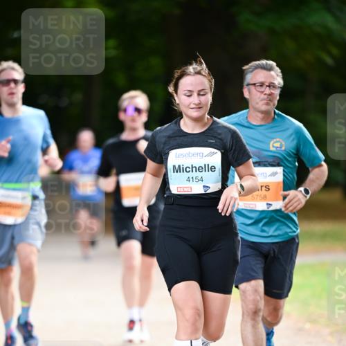 31.08.2025 - 21. Blankeneser Heldenlauf Dr. Thomas Lammeyer http://msf.ph/oto/8643406 31.08.2025 11:09:44 Laufen 4154, 5758 meine-sportfotos.de