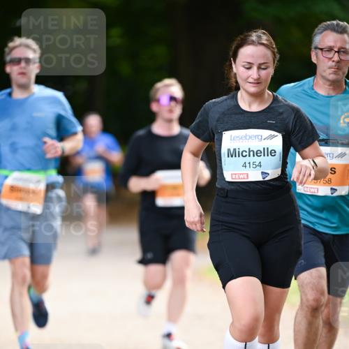 31.08.2025 - 21. Blankeneser Heldenlauf Dr. Thomas Lammeyer http://msf.ph/oto/8643411 31.08.2025 11:09:44 Laufen 4154, 5758 meine-sportfotos.de
