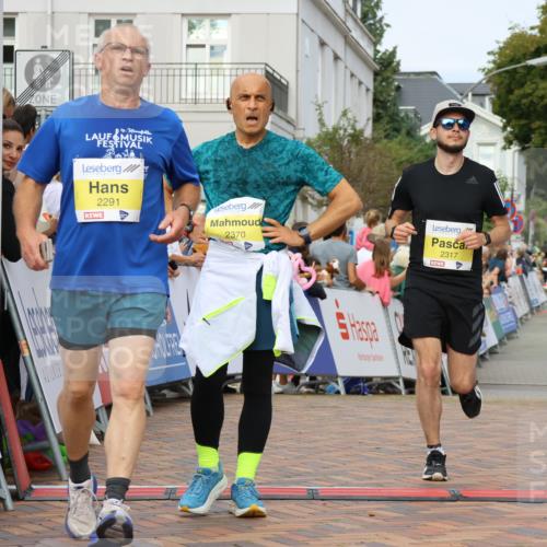 31.08.2025 - 21. Blankeneser Heldenlauf Strokosch-Dieckow http://msf.ph/oto/8643453 31.08.2025 10:24:40 Ziel 2317, 2698, 2716, 2662, 2370, 2291 meine-sportfotos.de