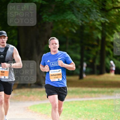 31.08.2025 - 21. Blankeneser Heldenlauf Dr. Thomas Lammeyer http://msf.ph/oto/8643454 31.08.2025 11:09:50 Laufen 5746, 40, 359, 5745 meine-sportfotos.de