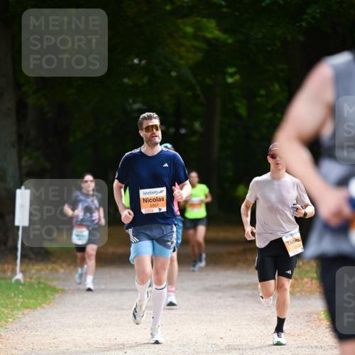 31.08.2025 - 21. Blankeneser Heldenlauf Dr. Thomas Lammeyer http://msf.ph/oto/8643474 31.08.2025 11:09:53 Laufen 5507, 5506 meine-sportfotos.de