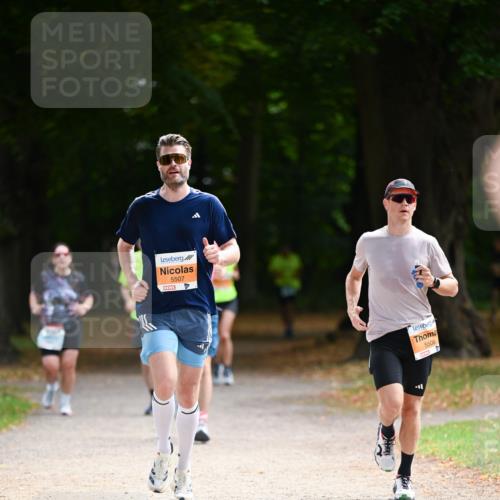 31.08.2025 - 21. Blankeneser Heldenlauf Dr. Thomas Lammeyer http://msf.ph/oto/8643482 31.08.2025 11:09:53 Laufen 5507, 5506 meine-sportfotos.de