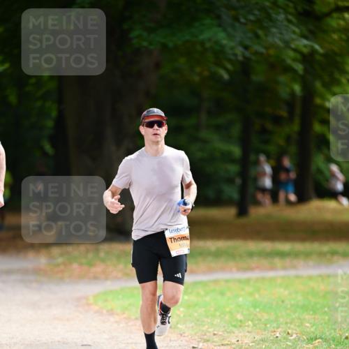 31.08.2025 - 21. Blankeneser Heldenlauf Dr. Thomas Lammeyer http://msf.ph/oto/8643489 31.08.2025 11:09:55 Laufen 5506 meine-sportfotos.de