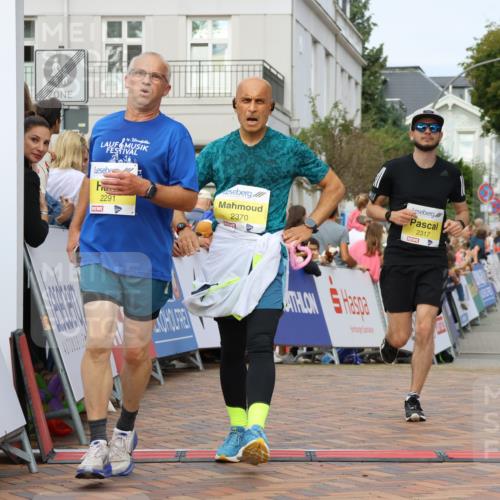 31.08.2025 - 21. Blankeneser Heldenlauf Strokosch-Dieckow http://msf.ph/oto/8643504 31.08.2025 10:24:40 Ziel 2317, 2698, 2716, 2662, 2370, 2291 meine-sportfotos.de