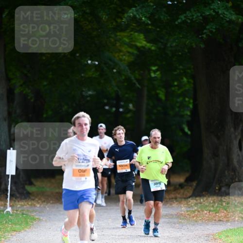 31.08.2025 - 21. Blankeneser Heldenlauf Dr. Thomas Lammeyer http://msf.ph/oto/8643518 31.08.2025 11:10:11 Laufen 535, 4314 meine-sportfotos.de