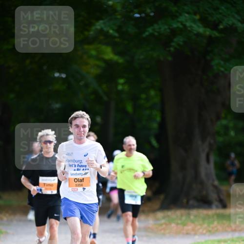 31.08.2025 - 21. Blankeneser Heldenlauf Dr. Thomas Lammeyer http://msf.ph/oto/8643528 31.08.2025 11:10:12 Laufen 5356 meine-sportfotos.de